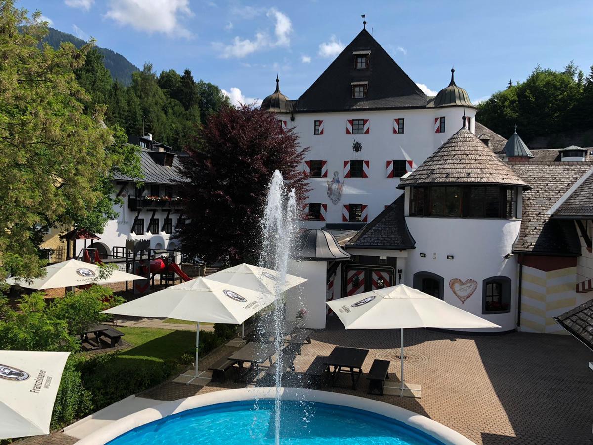 Family Hotel Schloss Rosenegg Фибербрюнн Экстерьер фото